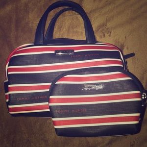 tommy hilfiger makeup bag set